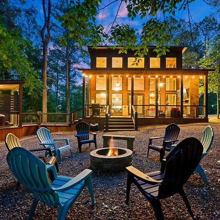 Luxury Cabin In The Woods With Hot Tub And Yard Games! Broken Bow Ngoại thất bức ảnh